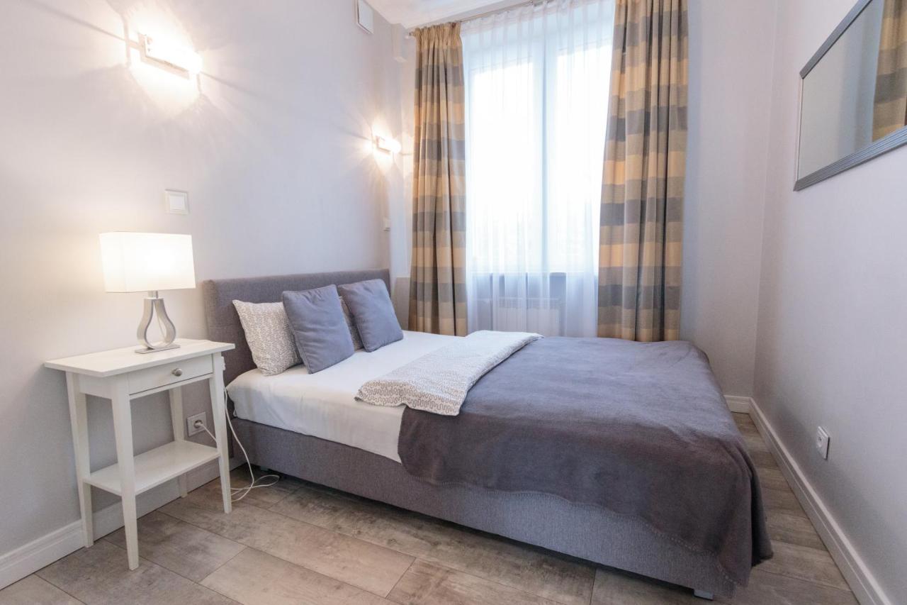 Rental Apartments Krochmalna Warsaw Exterior photo